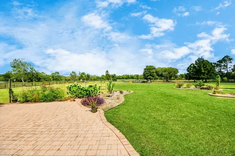 7511 County Road 511 Rosharon TX 77583
