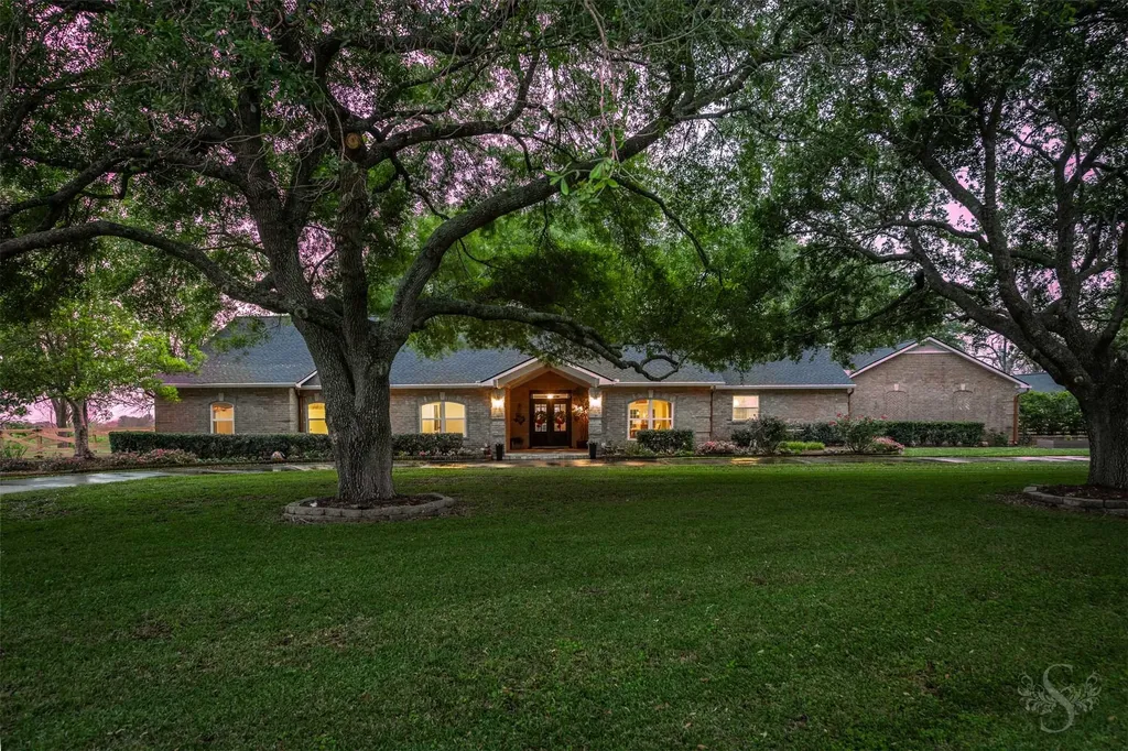 1467 Foster Lake Drive Richmond TX 77406