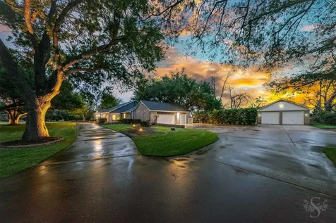 1467 Foster Lake Drive Richmond TX 77406