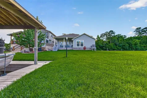 100 Wildwood Lake Drive N Huntsville TX 77340