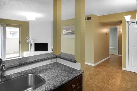 2800 Jeanetta Street 605 Houston TX 77063