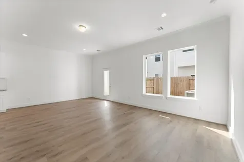 6413 Leopold Star Lane Houston TX 77048