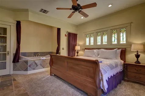 1804 S Park Street Brenham TX 77833