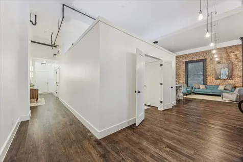 915 Franklin Street 2f Houston TX 77002