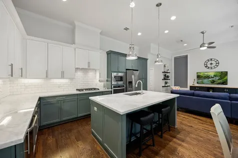 11008 Avenu Malkenu Avenue Houston TX 77043