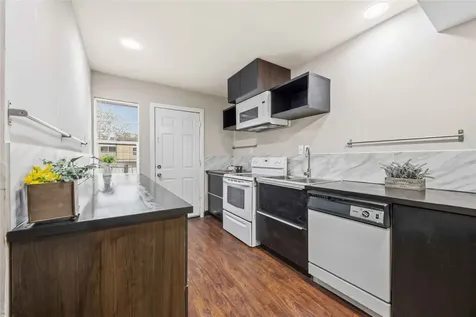 11607 Chimney Rock Road C Houston TX 77035