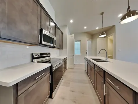 5704 Quinn Landing Road Houston TX 77091