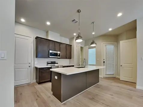 5704 Quinn Landing Road Houston TX 77091