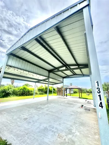 1314 Anderson Avenue Port Bolivar TX 77650