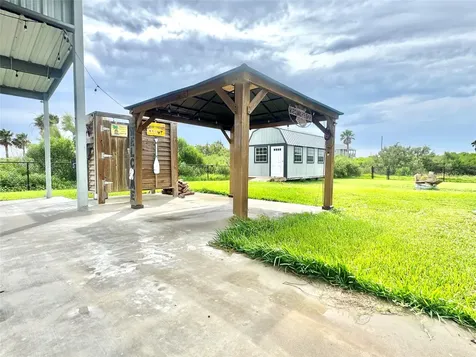 1314 Anderson Avenue Port Bolivar TX 77650