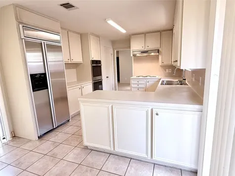 1611 Potomac Drive Houston TX 77057