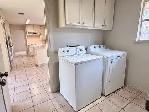 1611 Potomac Drive Houston TX 77057