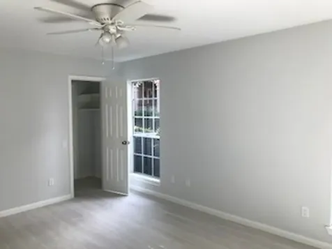 1860 White Oak Drive 207 Houston TX 77009