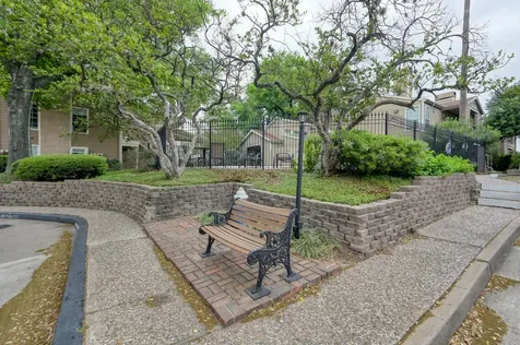 1860 White Oak Drive 207 Houston TX 77009