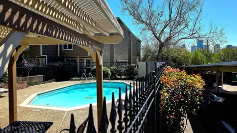1860 White Oak Drive 207 Houston TX 77009