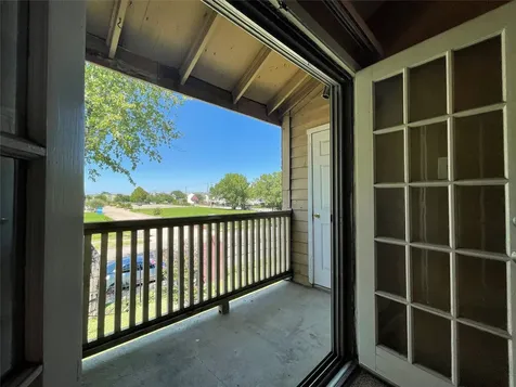 10211 Sugar Branch Drive 314 Houston TX 77036