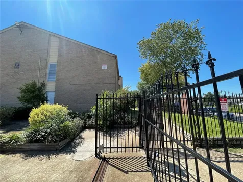 10211 Sugar Branch Drive 314 Houston TX 77036
