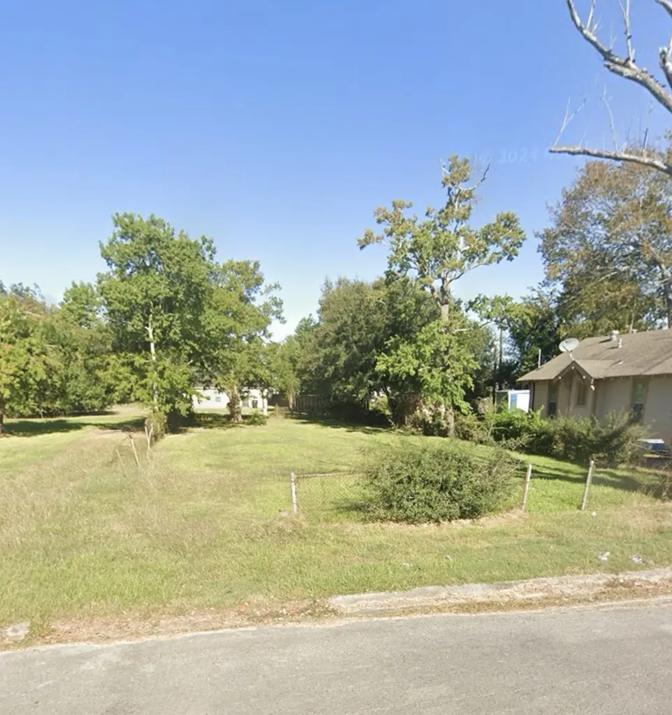 2829 10th Street Port Arthur TX 77640