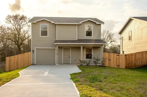 515 16th Street Street Hempstead TX 77445