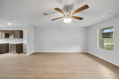 515 16th Street Street Hempstead TX 77445