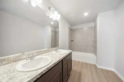 515 16th Street Street Hempstead TX 77445