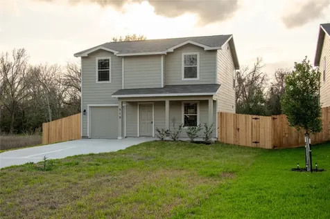 515 16th Street Street Hempstead TX 77445