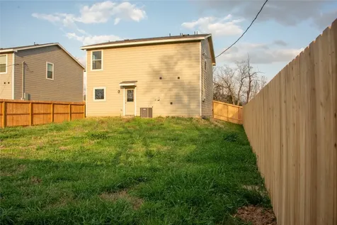 515 16th Street Street Hempstead TX 77445