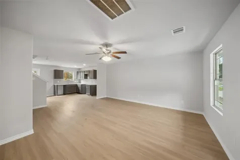 515 16th Street Street Hempstead TX 77445