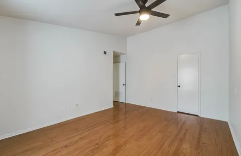 5711 Sugar Hill Drive 108 Houston TX 77057