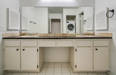5711 Sugar Hill Drive 108 Houston TX 77057