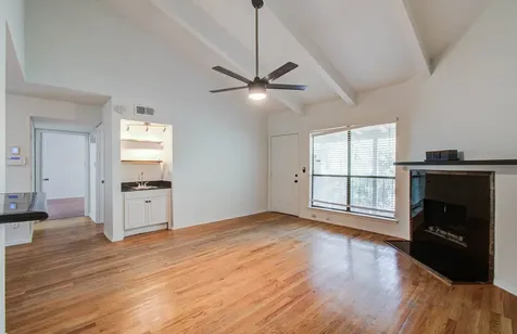 5711 Sugar Hill Drive 108 Houston TX 77057
