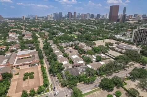 5711 Sugar Hill Drive 108 Houston TX 77057