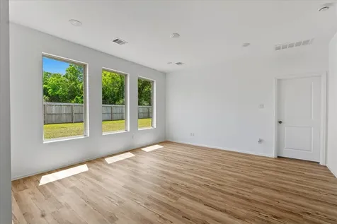 15542 Blue Lake Drive Mont Belvieu TX 77523