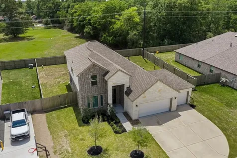 15542 Blue Lake Drive Mont Belvieu TX 77523