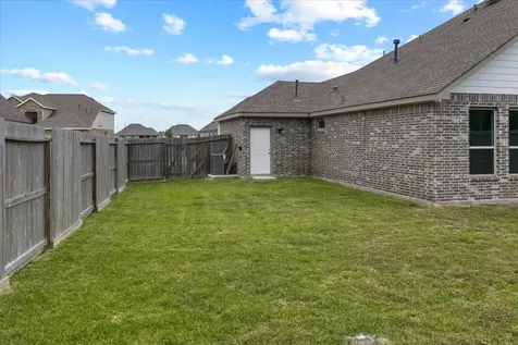 15542 Blue Lake Drive Mont Belvieu TX 77523