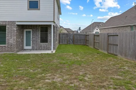 15542 Blue Lake Drive Mont Belvieu TX 77523