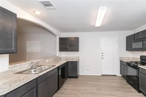 1241 Narrow Heights Conroe TX 77301