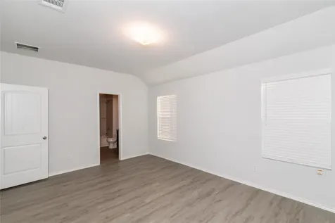 1241 Narrow Heights Conroe TX 77301