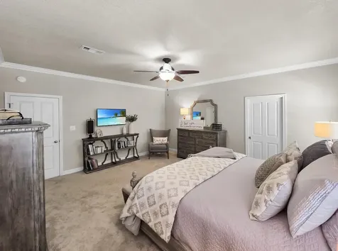 215 W Pineshadows Drive Sour Lake TX 77659