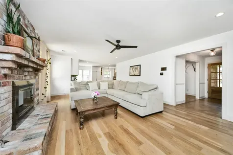 3030 Bernadette Lane Houston TX 77043