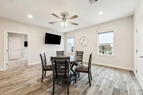 430 Amanda Circle Tiki Island TX 77554