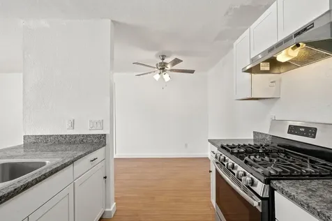 300 E Croslin Street 106 Austin TX 78752