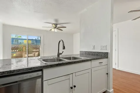 300 E Croslin Street 106 Austin TX 78752