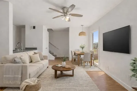300 E Croslin Street 106 Austin TX 78752