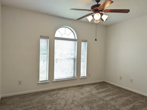 5618 Savannah Woods Lane Rosharon TX 77583