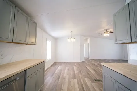 6018 Barney Lane Rosharon TX 77583