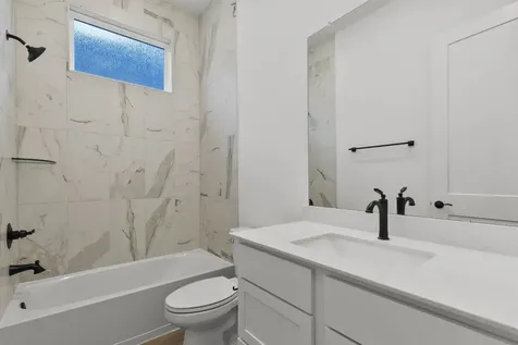 15026 Mission Avenue Mont Belvieu TX 77523