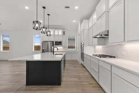 15026 Mission Avenue Mont Belvieu TX 77523