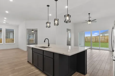 15026 Mission Avenue Mont Belvieu TX 77523
