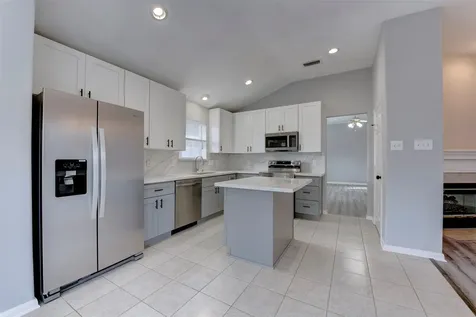9026 Eaglecove Drive Houston TX 77064